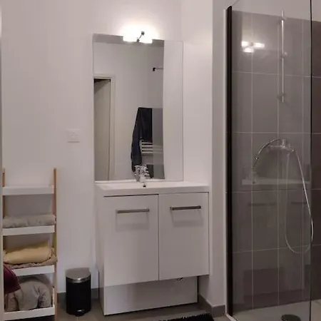 Appartement T3 Gare St Rock